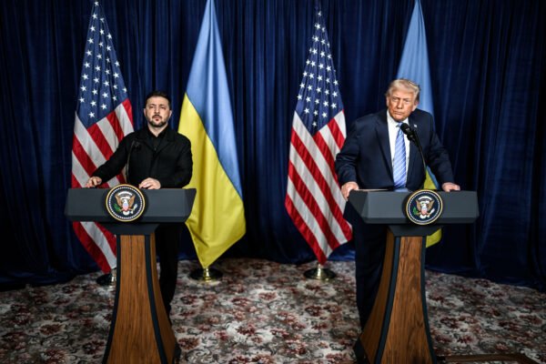Donaldas Trumpas ir Volodymyras Zelenskis 2025 m. susitikime
